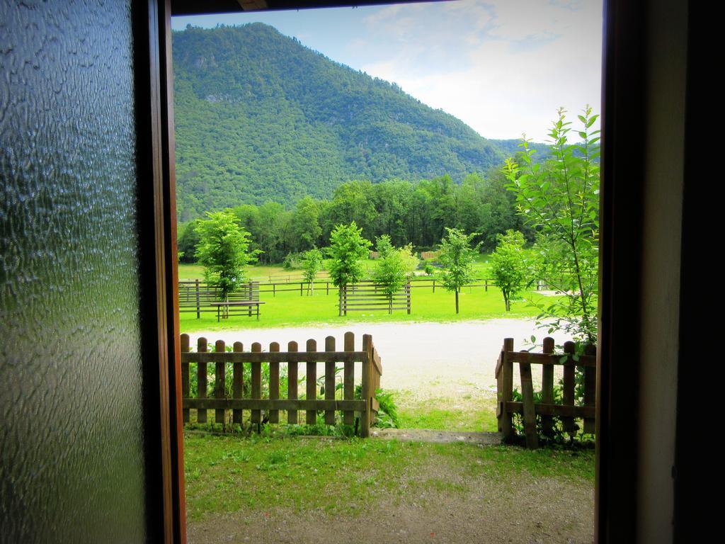 Hostel Kamp Rut Kobarid Exteriér fotografie